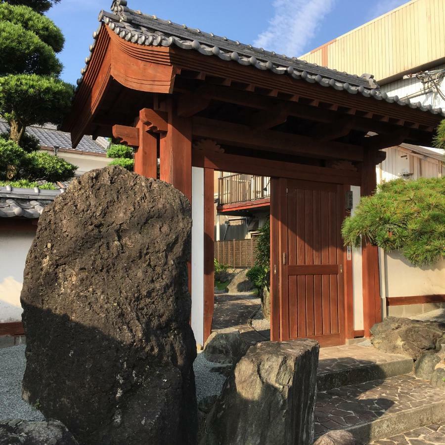 Hotel まるで一国一城の主 佐藤邸 Nichinan Esterno foto